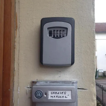 Charles Bed & Breakfast
