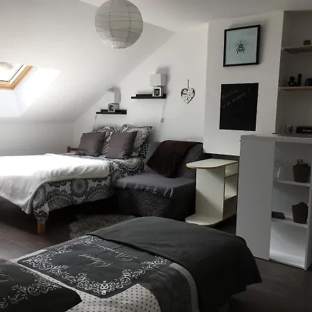 Charles Bed & Breakfast