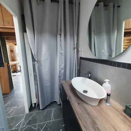 Charles Alojamento de Acomodação e Pequeno-almoço Thaon-les-Vosges