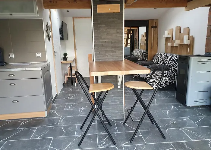 Charles Таон-ле-Вож